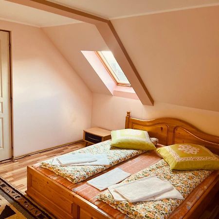 Casa Boico Hotel Гура Хуморулуй Екстериор снимка